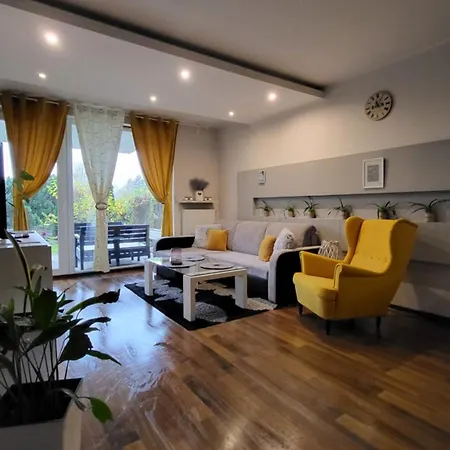 Quiet Koscielna Apartment Poznan